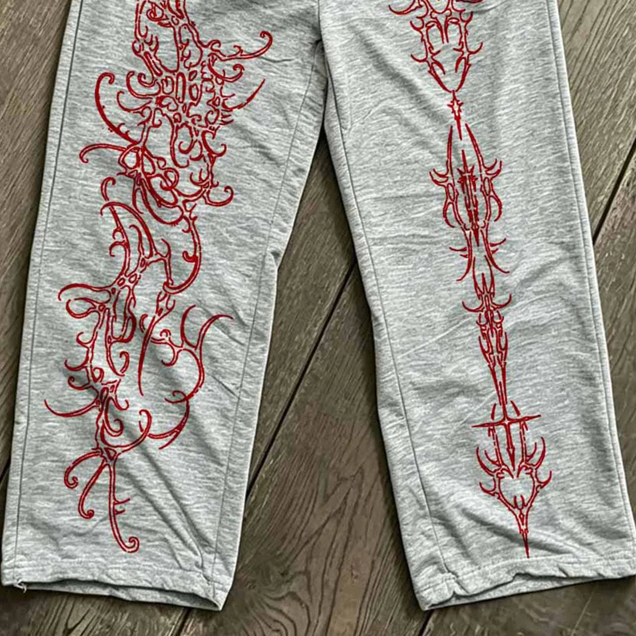 New pants suitable for street wear 2026 fashionable  women's multifunctional solid color drawstring loose casual sports pants